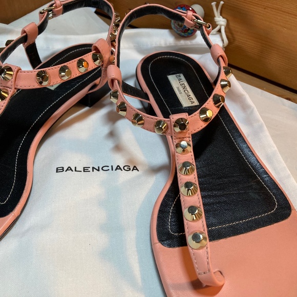 BALENCIAGA THONG PINK LEATHER SANDALS rockstud 8 - Picture 2 of 9